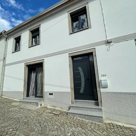 Casa Dos Avos Holiday home